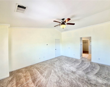 33602 Magnetite Street - Photo Thumbnail 31