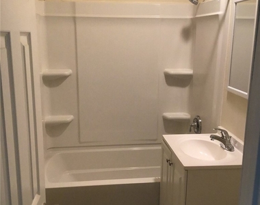 44254 Beech Avenue - Photo Thumbnail 4