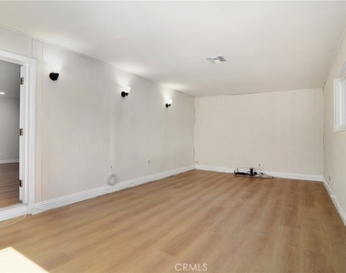 6162 Peterson - Photo Thumbnail 11
