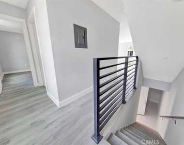 12000 Runnymede St - Photo Thumbnail 1