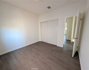 4442 Vista Del Monte Avenue - Photo Thumbnail 19