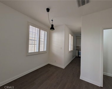4442 Vista Del Monte Avenue - Photo Thumbnail 7