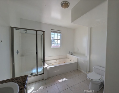 4442 Vista Del Monte Avenue - Photo Thumbnail 13