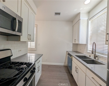 4442 Vista Del Monte Avenue - Photo Thumbnail 6