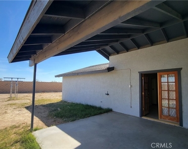 11136 Rome Beauty Drive - Photo Thumbnail 20