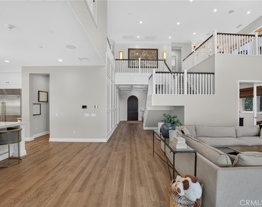 10975 Cartwright - Photo Thumbnail 11
