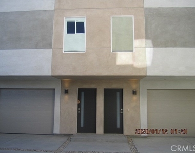 14124 Sylvan Street - Photo Thumbnail 1