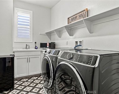 28527 Songbird Way - Photo Thumbnail 32