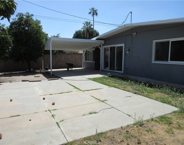 10818 Paso Robles Avenue - Photo Thumbnail 26