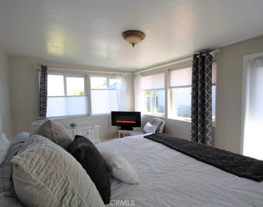 525 Ramona Avenue - Photo Thumbnail 10