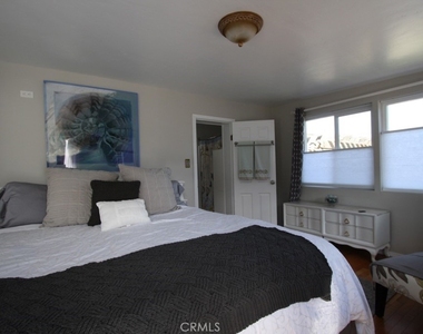 525 Ramona Avenue - Photo Thumbnail 9