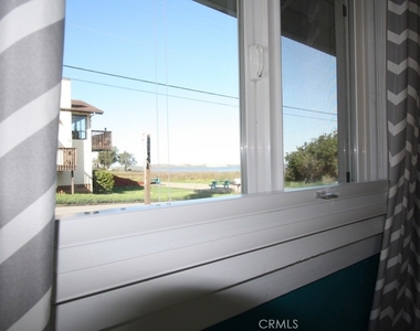 525 Ramona Avenue - Photo Thumbnail 14