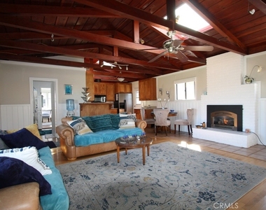 525 Ramona Avenue - Photo Thumbnail 5