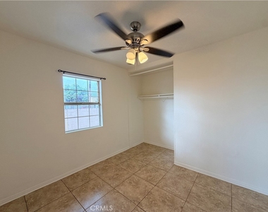 9137 S Broadway - Photo Thumbnail 12
