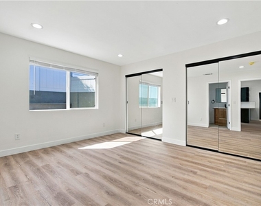 4562 W 129th W - Photo Thumbnail 13