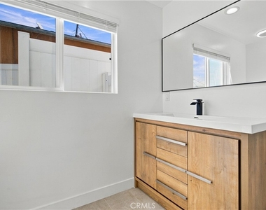 4562 W 129th W - Photo Thumbnail 22