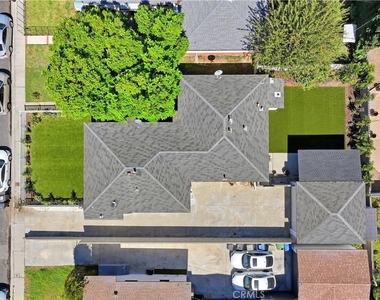 8324 Barnsley Avenue - Photo Thumbnail 25