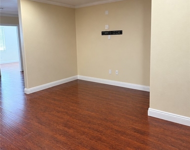 15104 Hayford Street - Photo Thumbnail 10