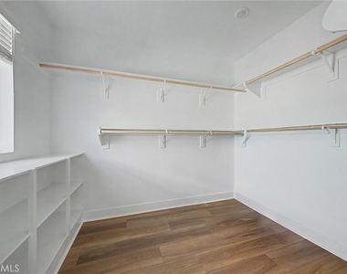 1713 Lychee Street - Photo Thumbnail 13