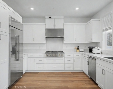 1713 Lychee Street - Photo Thumbnail 3