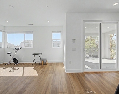 1713 Lychee Street - Photo Thumbnail 27