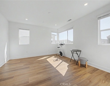 1713 Lychee Street - Photo Thumbnail 26