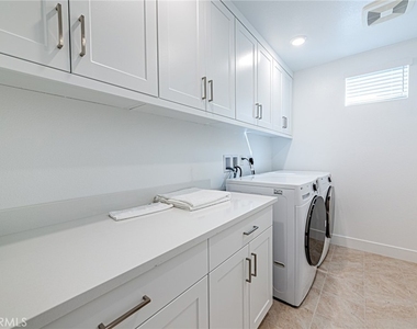 1713 Lychee Street - Photo Thumbnail 16