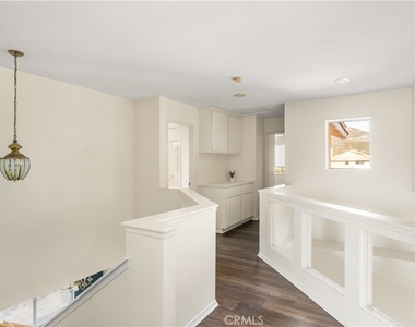 690 Canterbury Circle - Photo Thumbnail 25