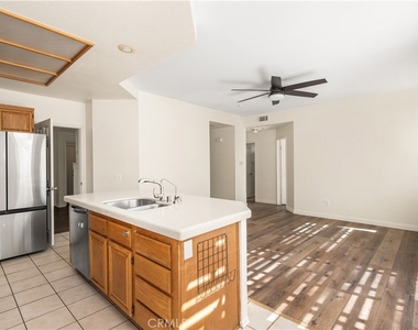 690 Canterbury Circle - Photo Thumbnail 9
