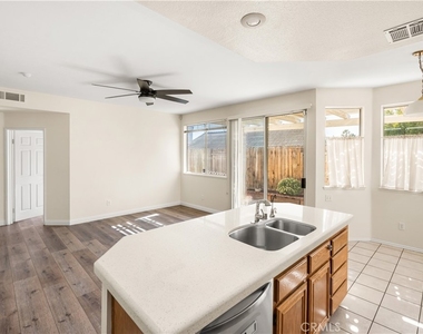690 Canterbury Circle - Photo Thumbnail 15