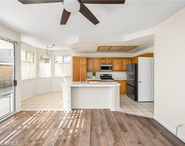 690 Canterbury Circle - Photo Thumbnail 11