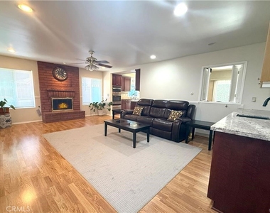 512 Concord - Photo Thumbnail 17