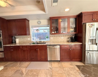 512 Concord - Photo Thumbnail 19