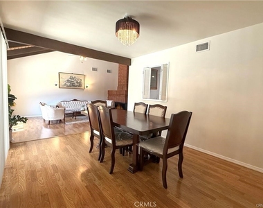 512 Concord - Photo Thumbnail 14