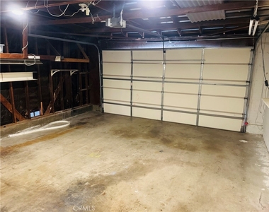 5140 E Los Flores - Photo Thumbnail 25