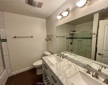 5036 Echo Street - Photo Thumbnail 4