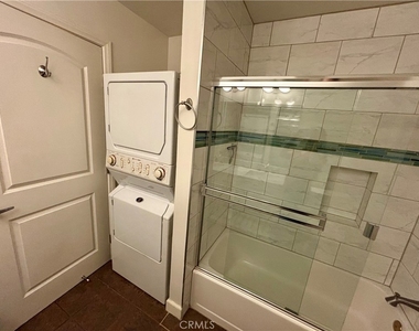 5036 Echo Street - Photo Thumbnail 5