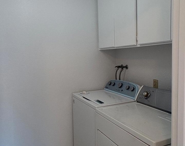 1811 Ewing Court - Photo Thumbnail 19