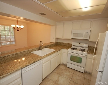 89 Greenfield - Photo Thumbnail 11