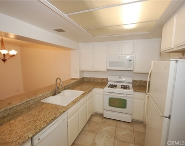 89 Greenfield - Photo Thumbnail 4