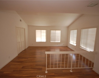 89 Greenfield - Photo Thumbnail 5