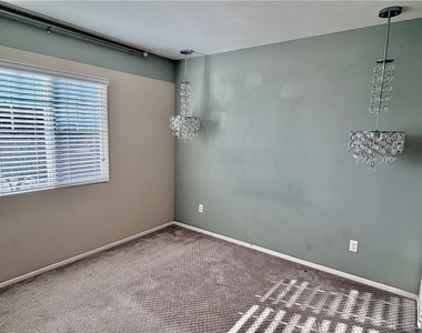 7322 Sage Tree Court - Photo Thumbnail 9