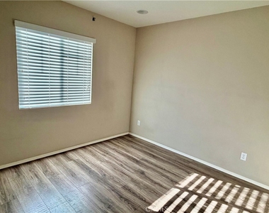 7322 Sage Tree Court - Photo Thumbnail 6