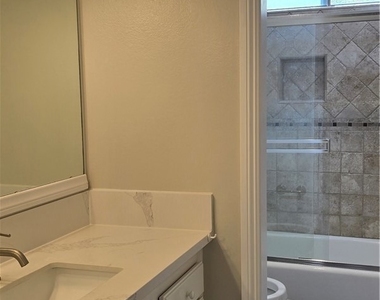 4992 Paseo Dali - Photo Thumbnail 9