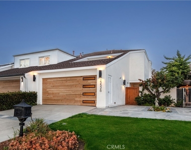 22526 Lake Forest Lane - Photo Thumbnail 2