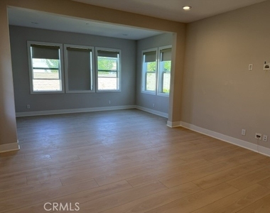 130 Sierra Madre - Photo Thumbnail 20