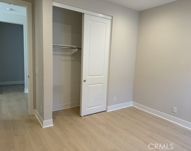 130 Sierra Madre - Photo Thumbnail 22