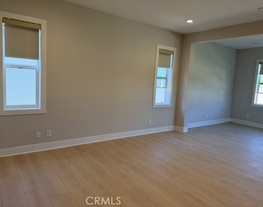 130 Sierra Madre - Photo Thumbnail 15