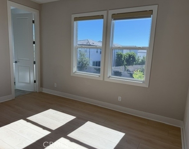 130 Sierra Madre - Photo Thumbnail 27