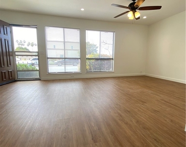 21292 Greenspray Lane - Photo Thumbnail 4